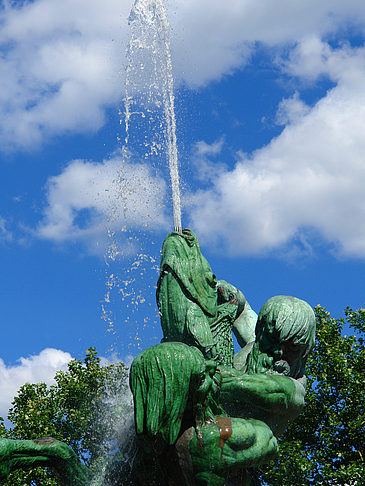 Brunnen auf dem Platz der Republik
