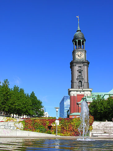 St. Michaelis Kirche Fotos