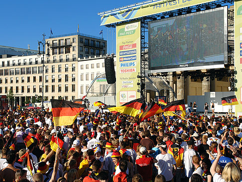 Bühne auf dem Fanfest