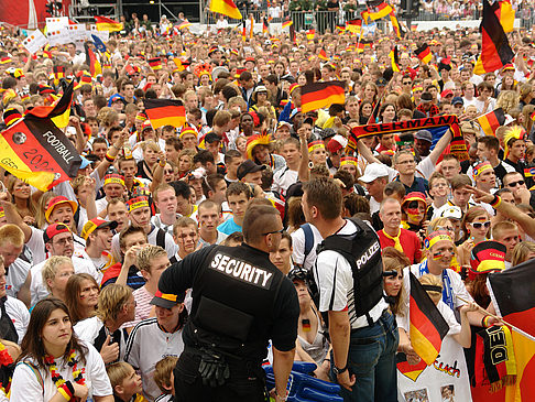 Fotos Fanfest Deutschland-Spiel