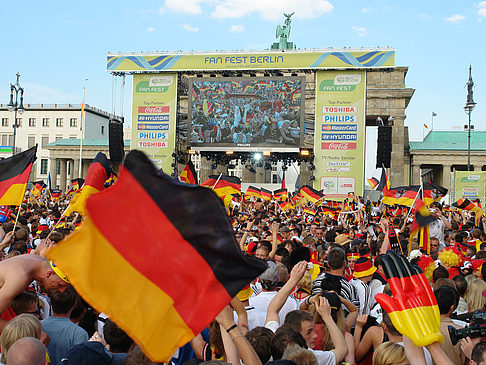 Foto Fahnenmeer - Berlin