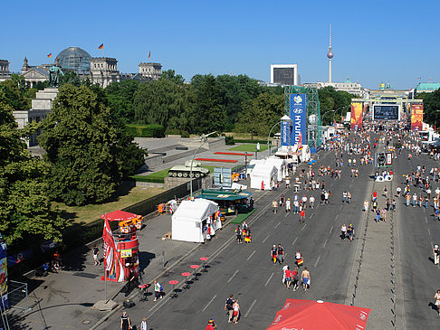 Foto Fanmeile am Brandenburger Tor - Berlin