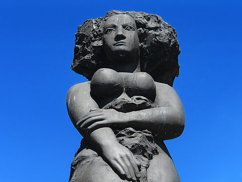 Fischmarktbrunnen Minerva Fotos