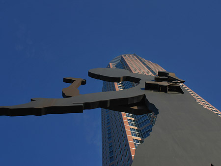 Fotos Hammering Man von unten | Frankfurt am Main