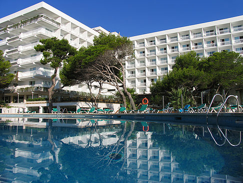 Foto Hotel mit Pool - 