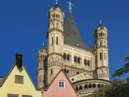 Foto Groß St Martin hinter Fischmarkt